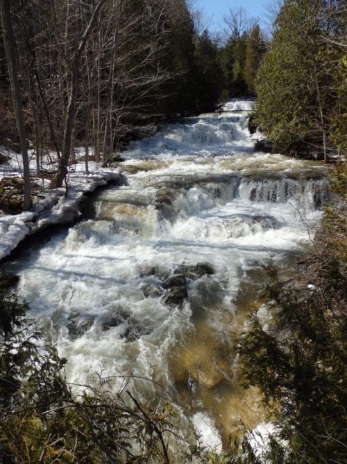 Oxbow Falls County Park – 3 Waterfalls – Canastota